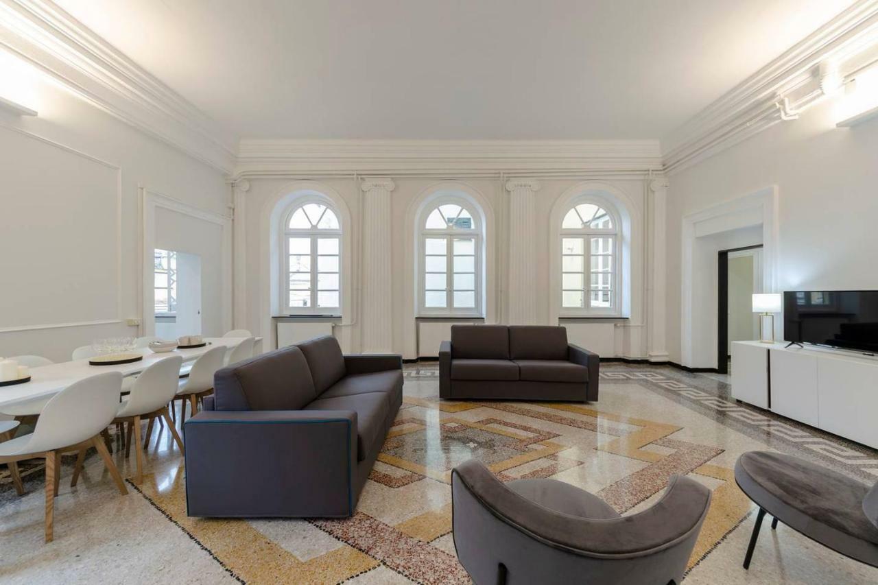 Апартаменти Joivy Elegant Flat For 7, In The Heart Of Генуя Екстер'єр фото