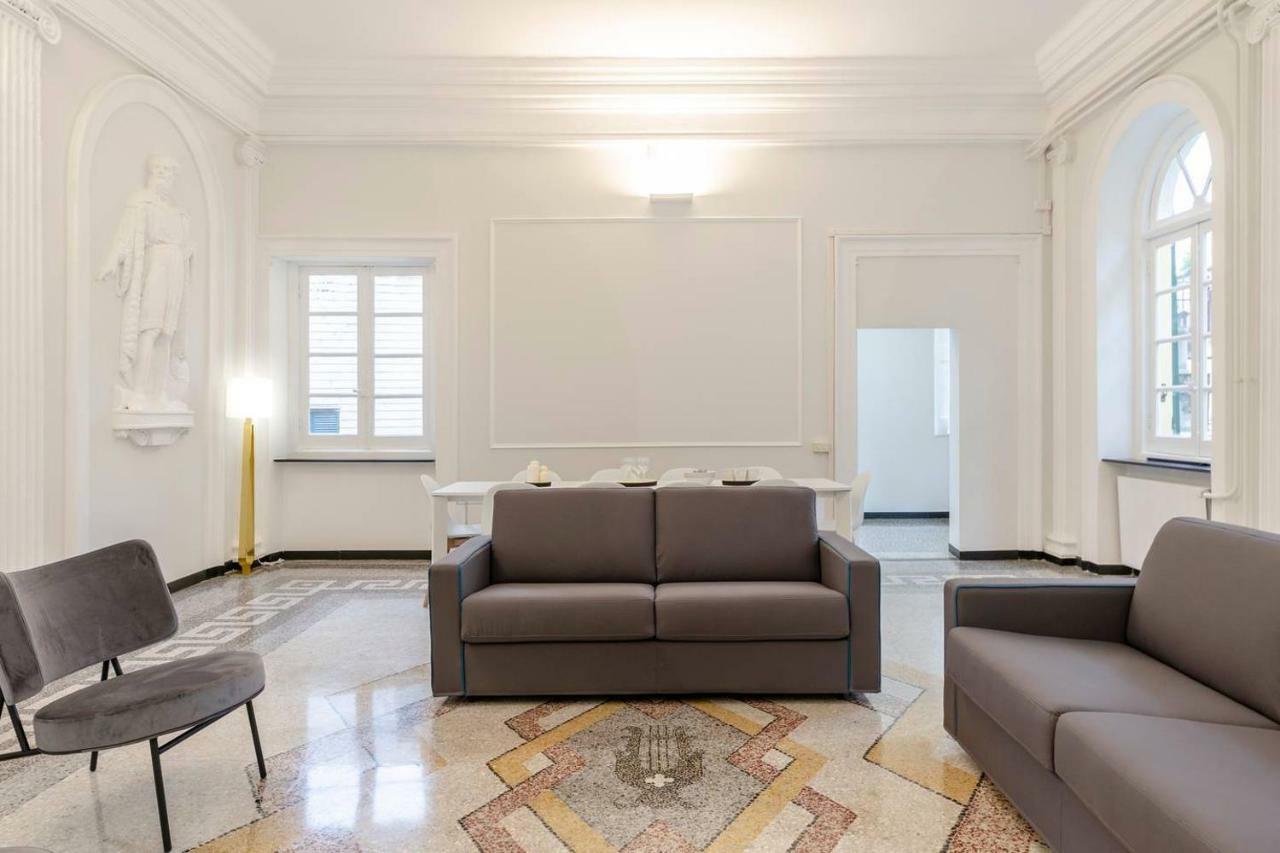 Апартаменти Joivy Elegant Flat For 7, In The Heart Of Генуя Екстер'єр фото